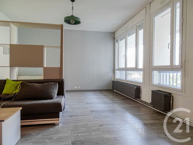 Appartement T1 à louer - 1 pièce - 40.7 m2 - LYON - 69003 - RHONE-ALPES - Century 21 Part-Dieu