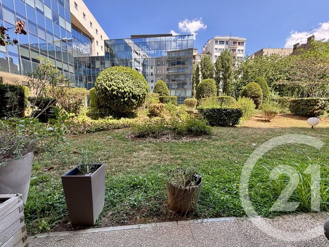 Appartement T2 à vendre - 2 pièces - 51.28 m2 - LYON - 69003 - RHONE-ALPES - Century 21 Part-Dieu