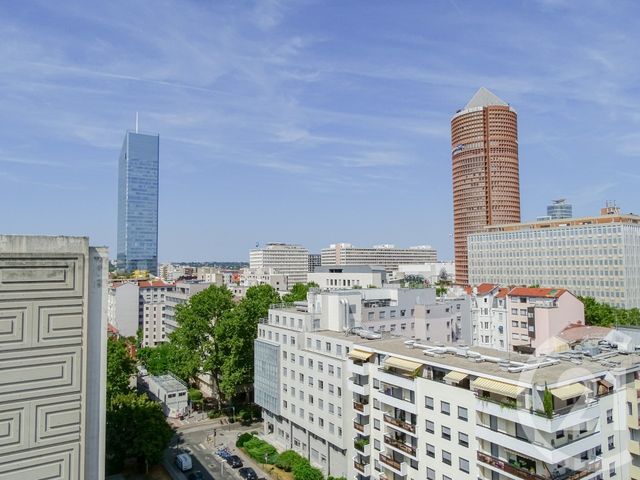 Appartement Studio à vendre - 1 pièce - 27.0 m2 - LYON - 69003 - RHONE-ALPES - Century 21 Part-Dieu