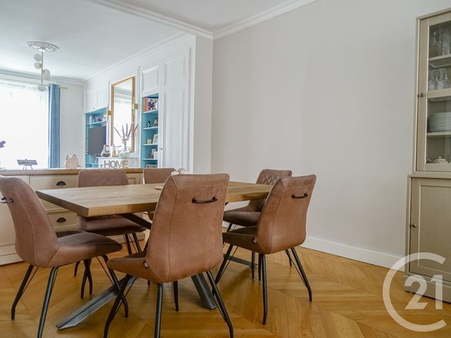 Appartement F4 à vendre - 4 pièces - 73.0 m2 - LYON - 69006 - RHONE-ALPES - Century 21 Part-Dieu