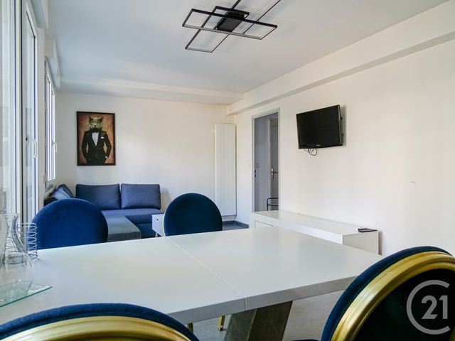 Appartement F2 à louer - 2 pièces - 50.0 m2 - LYON - 69003 - RHONE-ALPES - Century 21 Part-Dieu