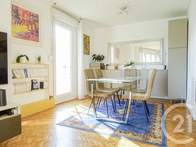 Appartement F5 à vendre - 5 pièces - 106.0 m2 - LYON - 69003 - RHONE-ALPES - Century 21 Part-Dieu