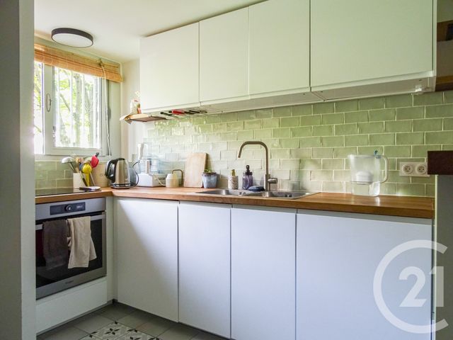 Appartement F2 à louer - 2 pièces - 45.0 m2 - LYON - 69003 - RHONE-ALPES - Century 21 Part-Dieu