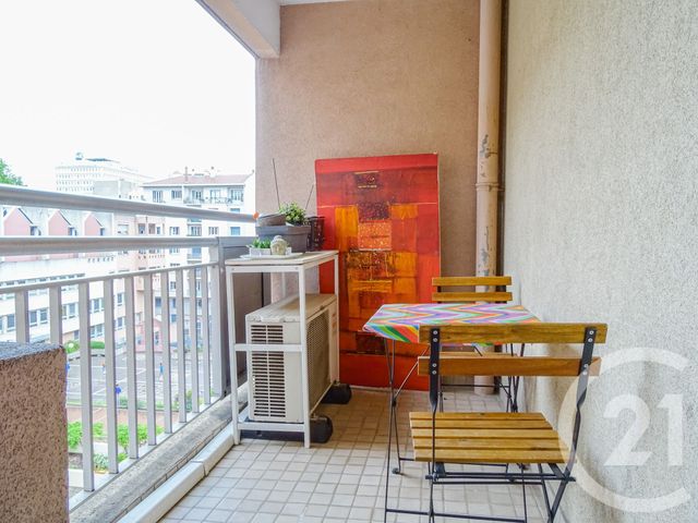 Appartement T3 à louer - 3 pièces - 69.0 m2 - LYON - 69003 - RHONE-ALPES - Century 21 Part-Dieu